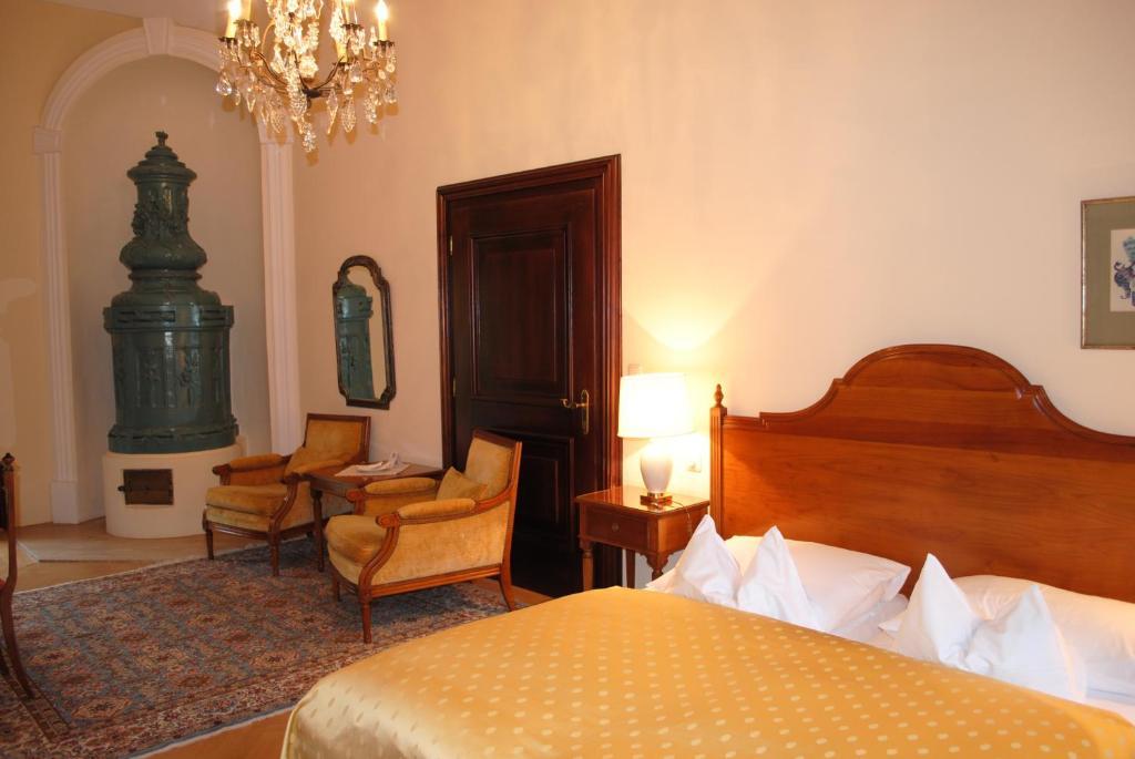Schlosshotel Obermayerhofen Sebersdorf Bilik gambar