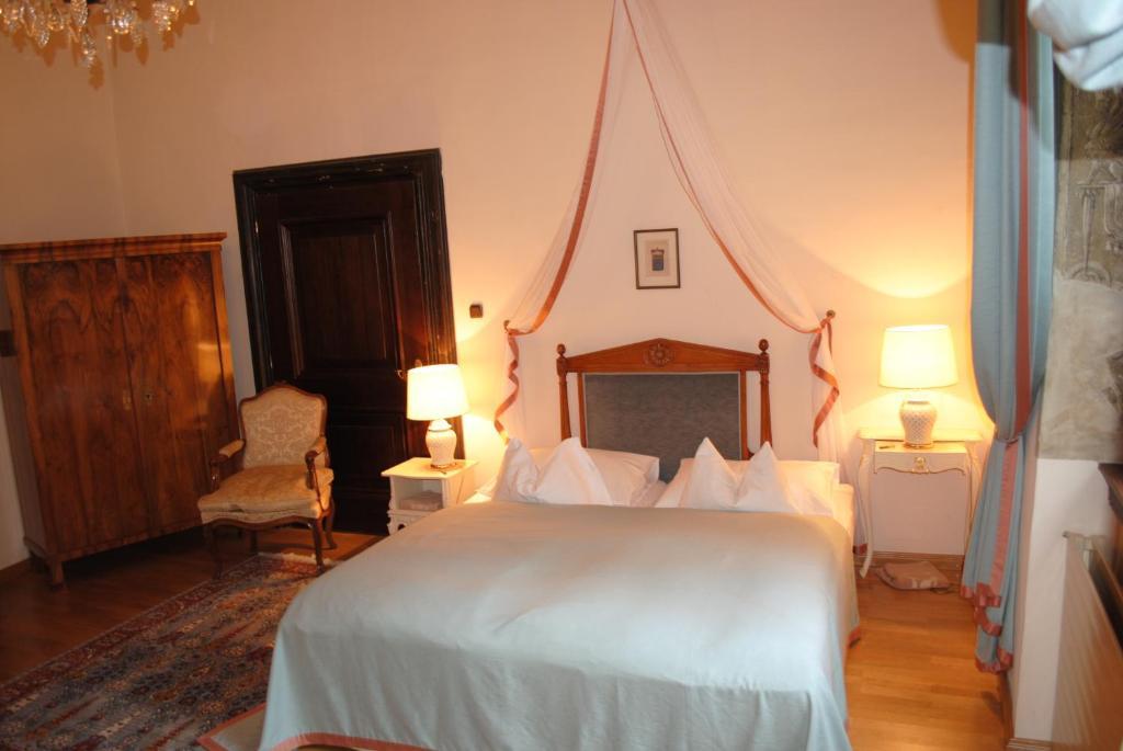 Schlosshotel Obermayerhofen Sebersdorf Bilik gambar