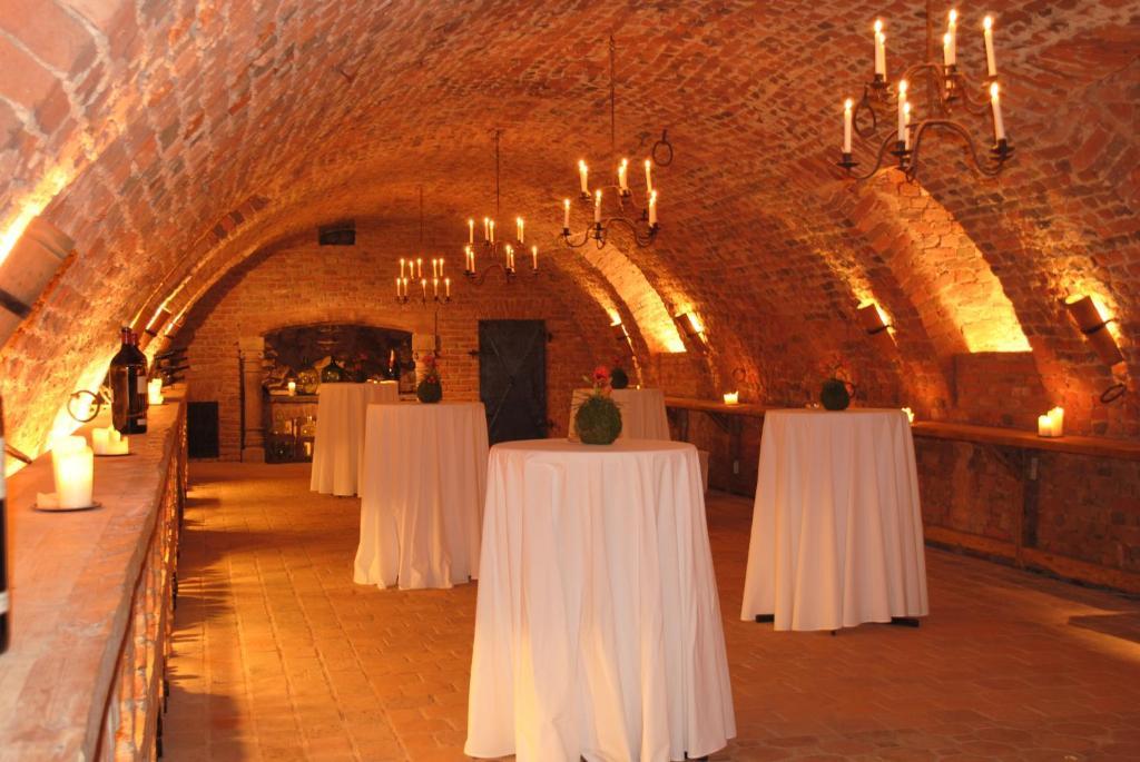 Schlosshotel Obermayerhofen Sebersdorf Luaran gambar