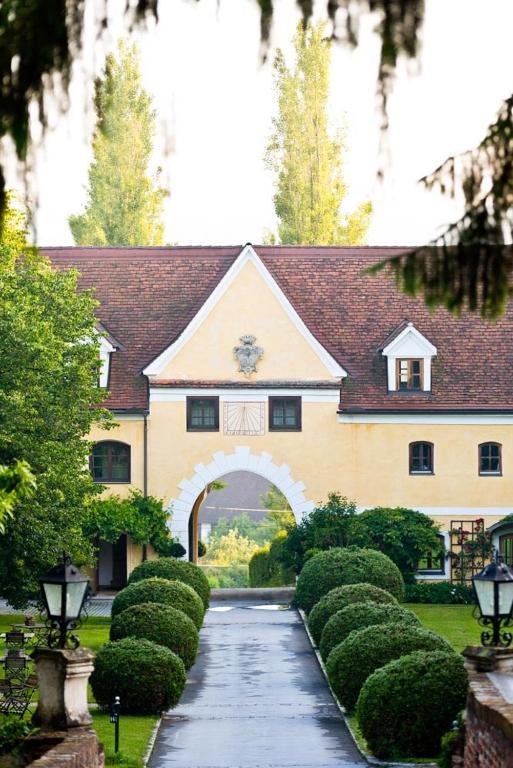 Schlosshotel Obermayerhofen Sebersdorf Luaran gambar